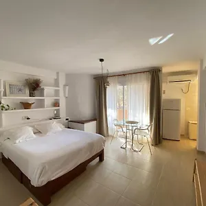 https://calma-es-pujols.balearic-islands.net